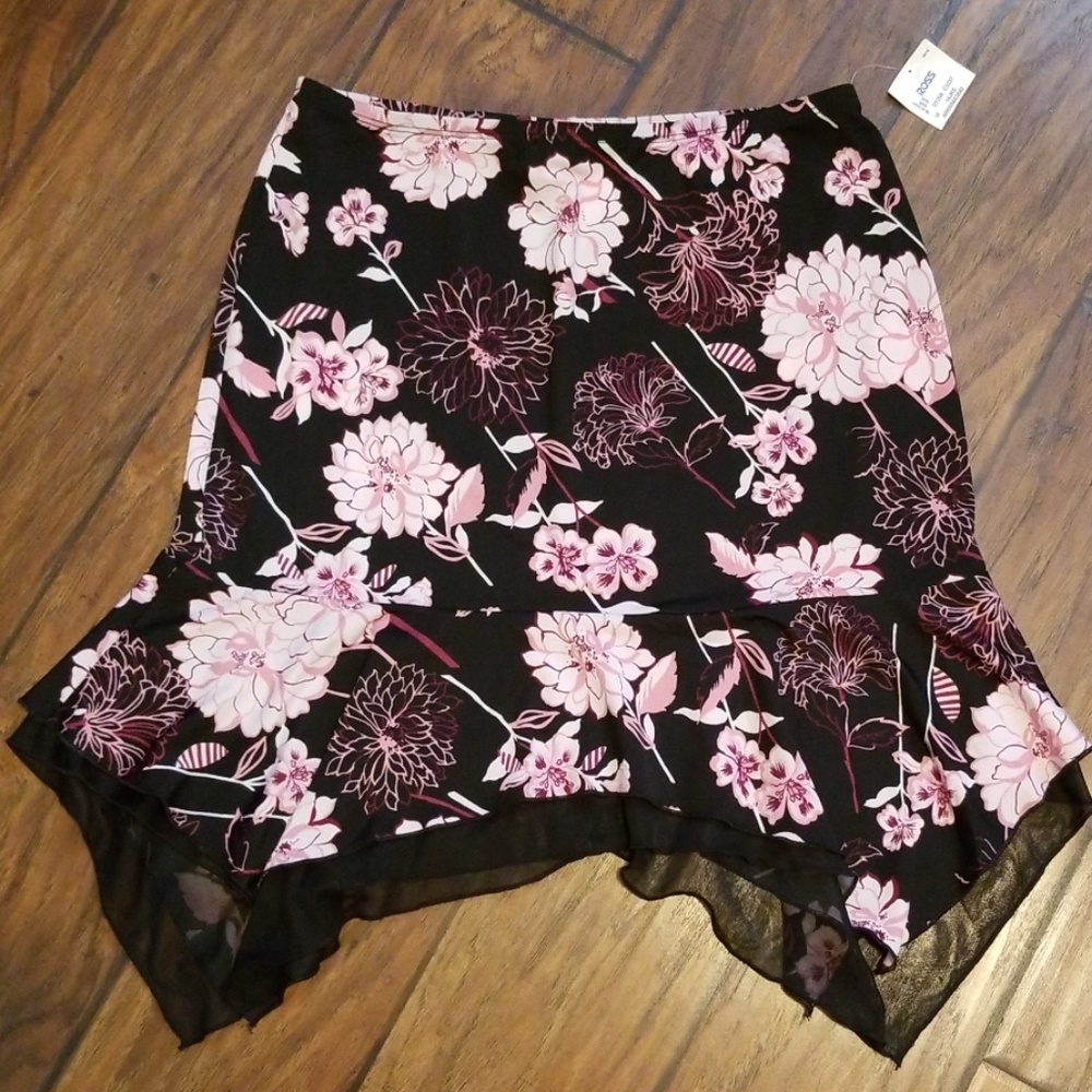 NWT Juniors skirt